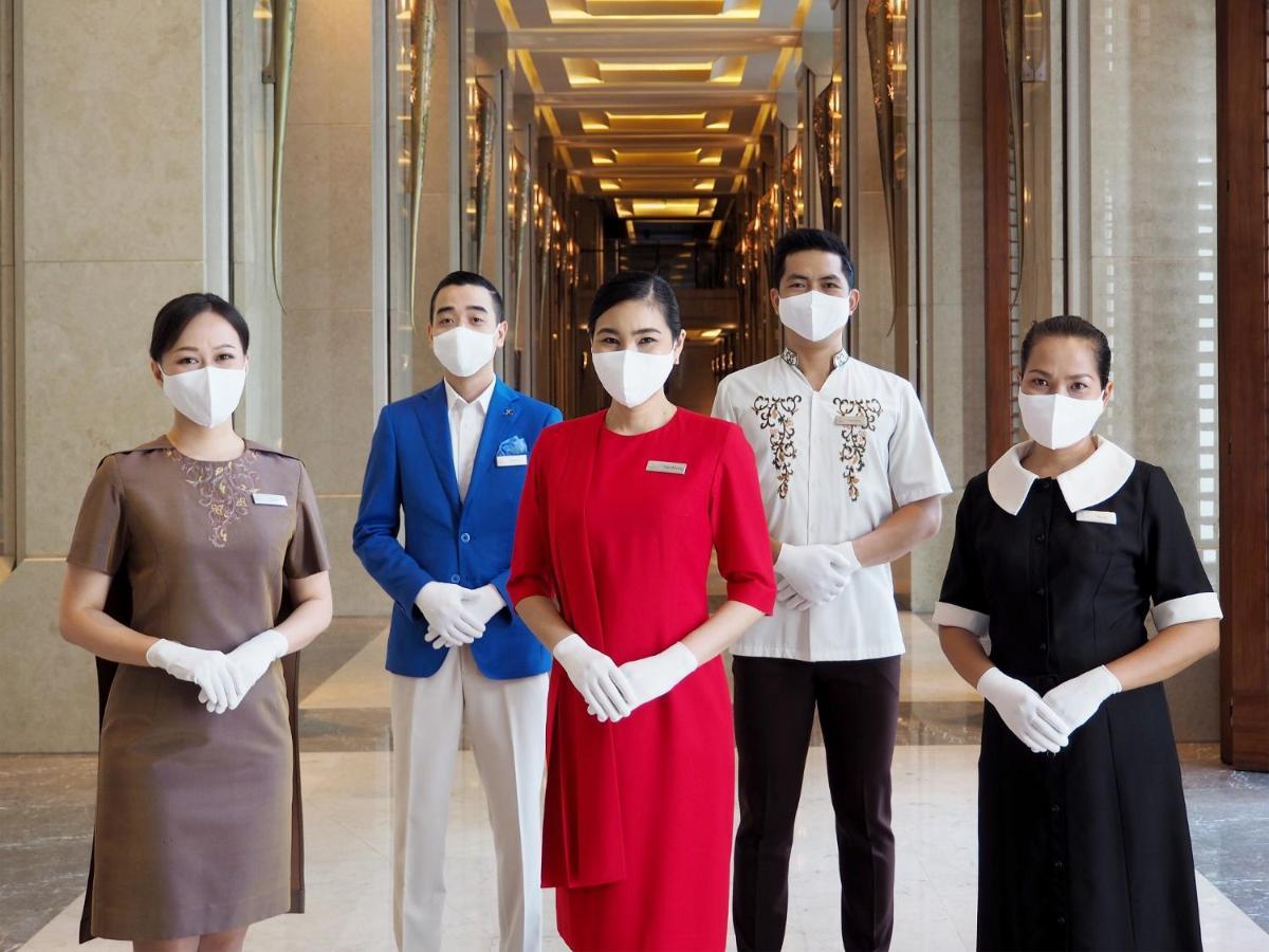Siam Kempinski Hotel Bangkok Exterior photo
