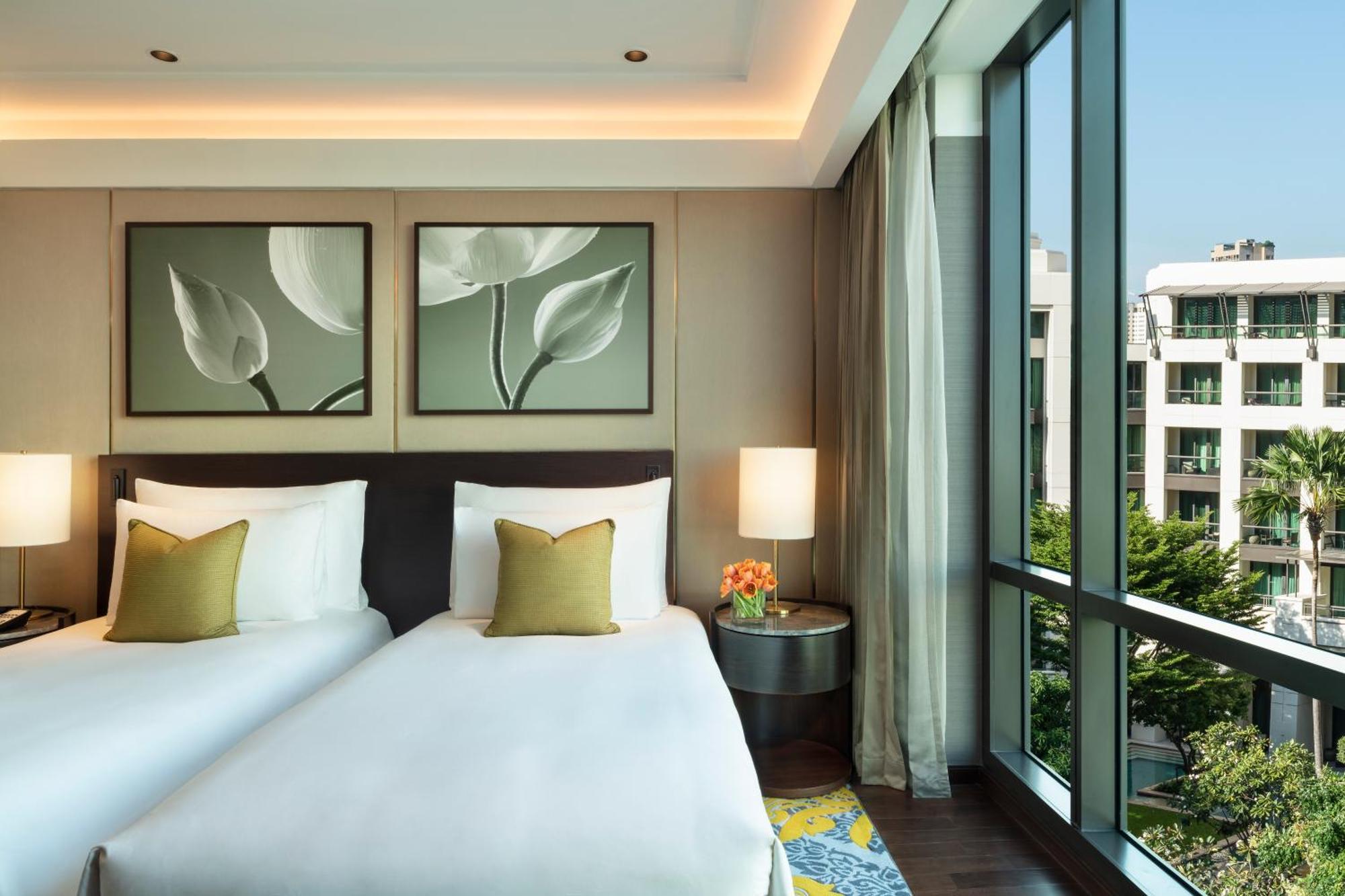 Siam Kempinski Hotel Bangkok Exterior photo