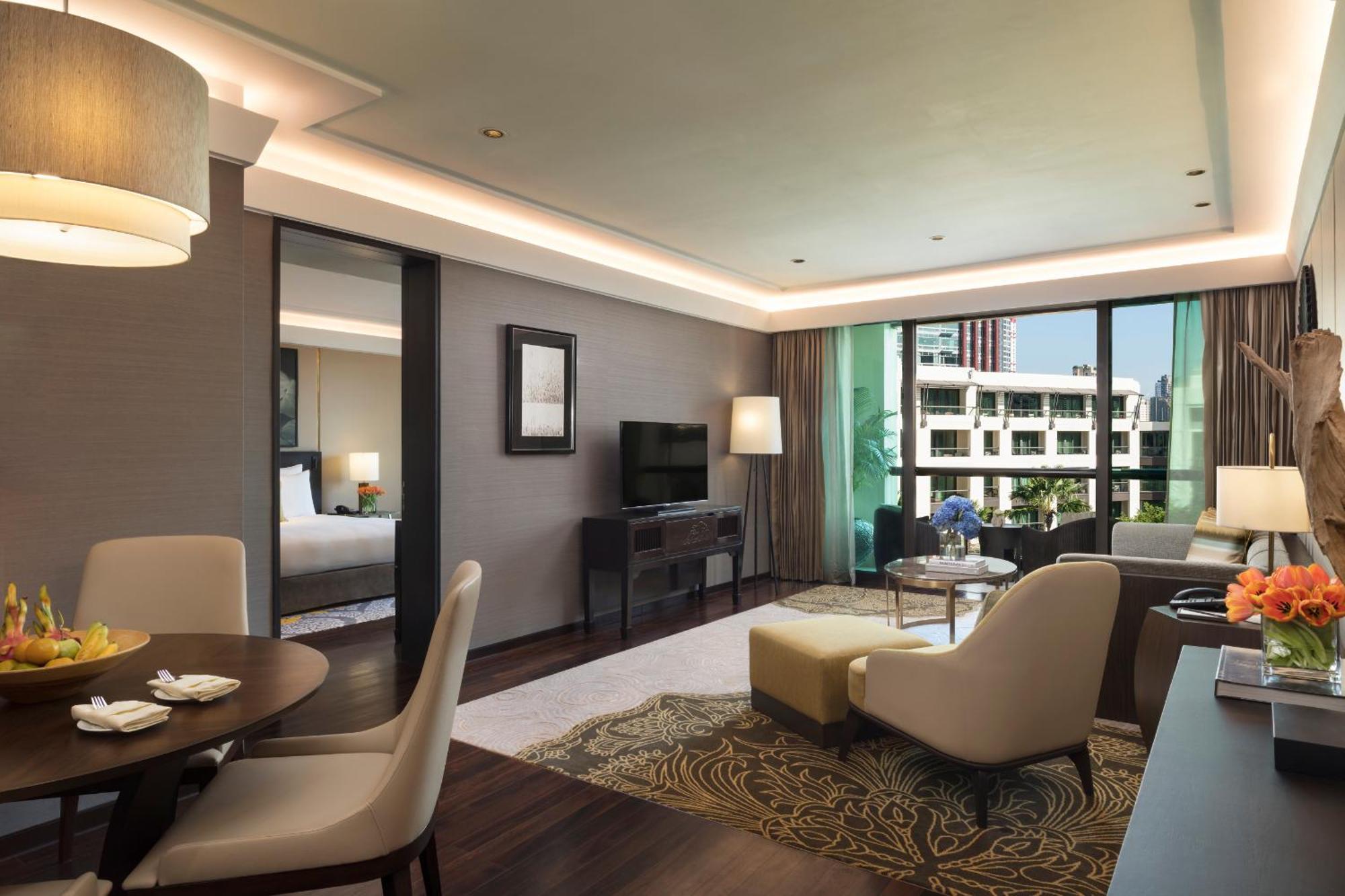 Siam Kempinski Hotel Bangkok Exterior photo