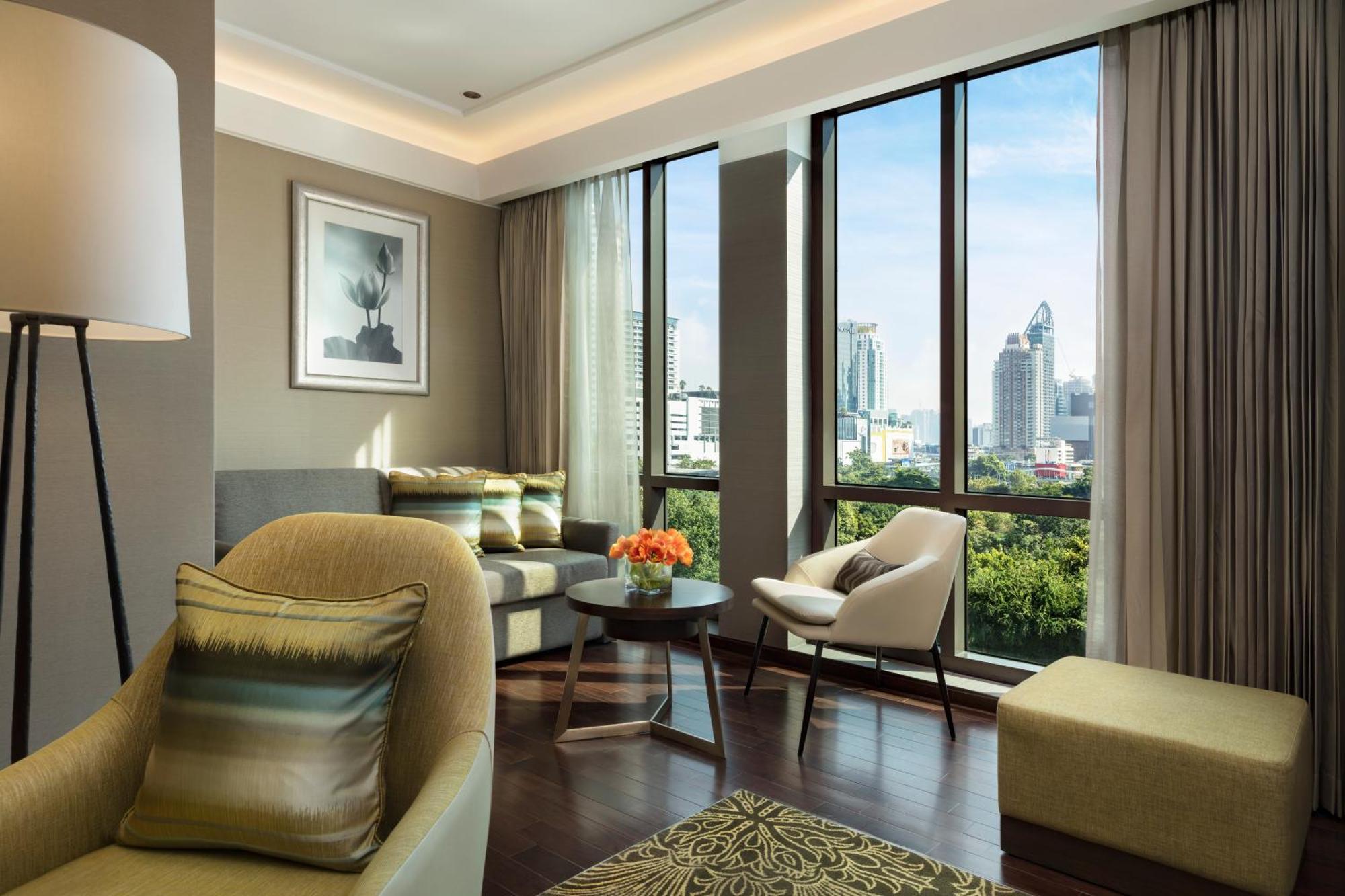 Siam Kempinski Hotel Bangkok Exterior photo