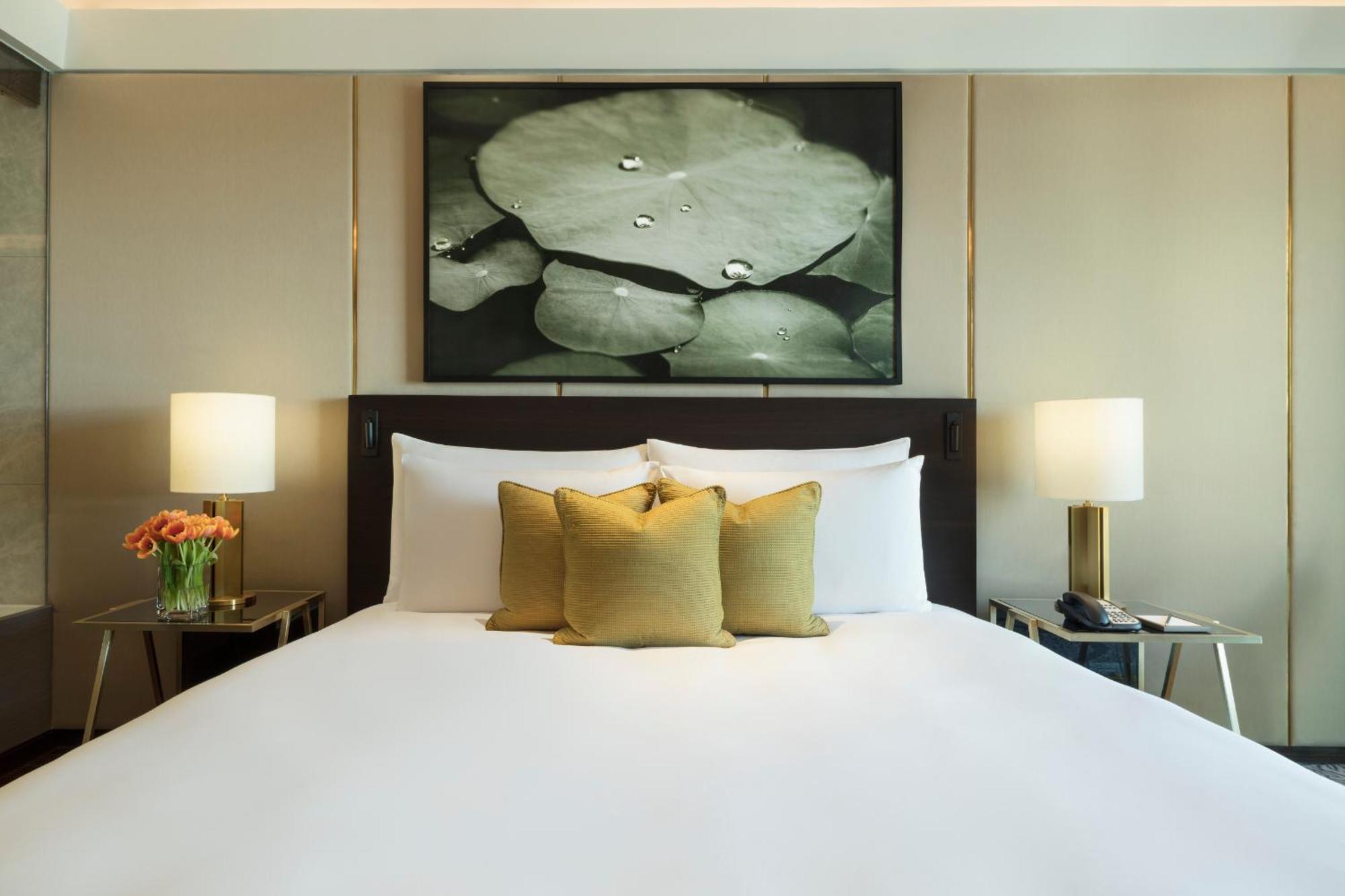 Siam Kempinski Hotel Bangkok Exterior photo