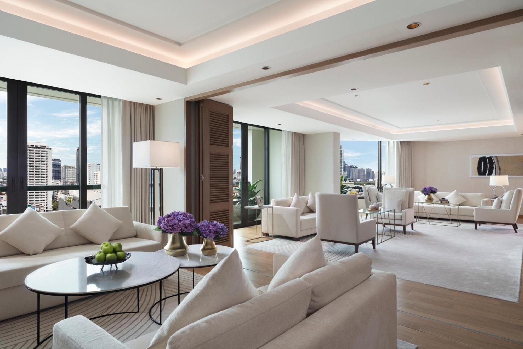 Siam Kempinski Hotel Bangkok Exterior photo
