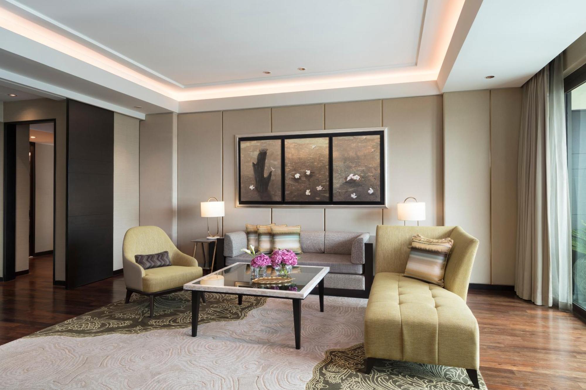 Siam Kempinski Hotel Bangkok Exterior photo