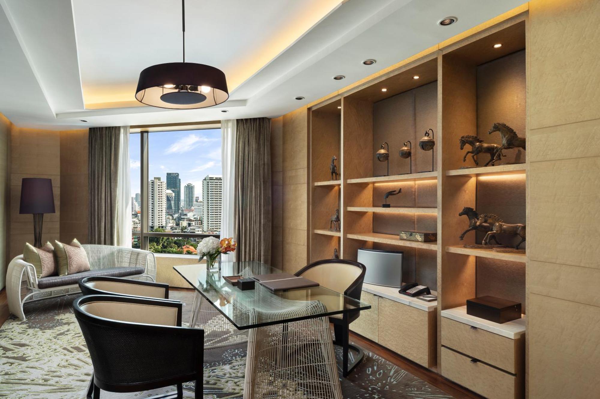 Siam Kempinski Hotel Bangkok Exterior photo The study