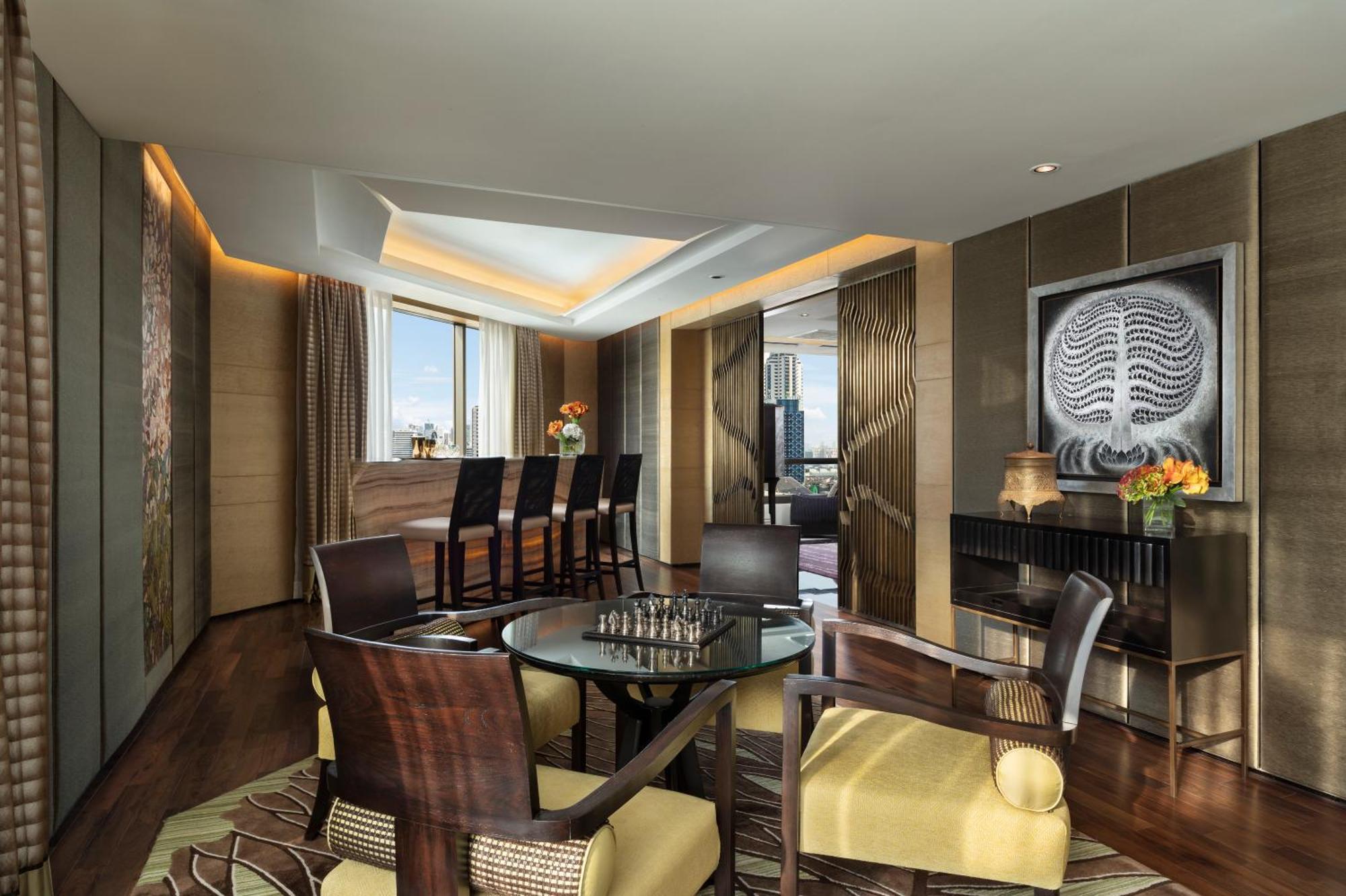 Siam Kempinski Hotel Bangkok Exterior photo The living room of a Presidential Suite